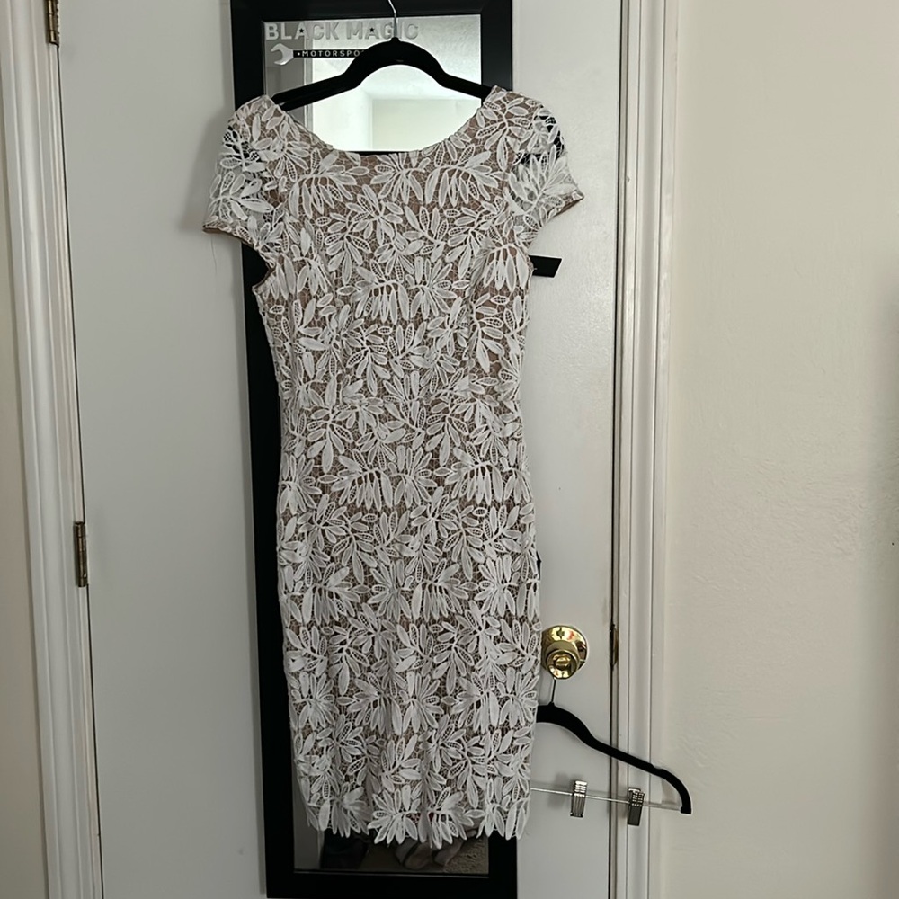Lulus white floral dress